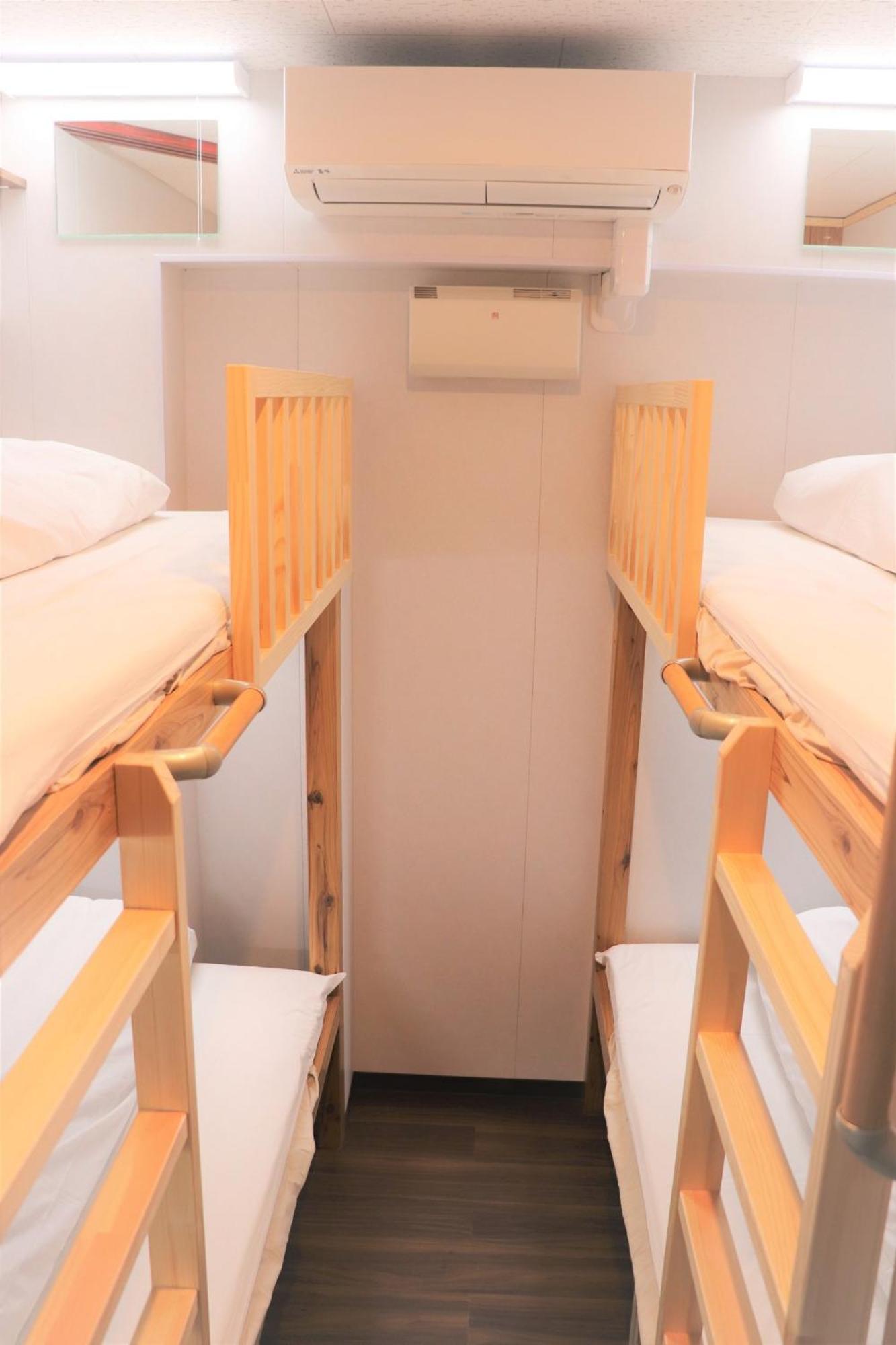 Jam Hostel Hakata Station Front Semi-Private Room With Shared Bathroom - Vacation Stay 61445 Fukuoka  Buitenkant foto